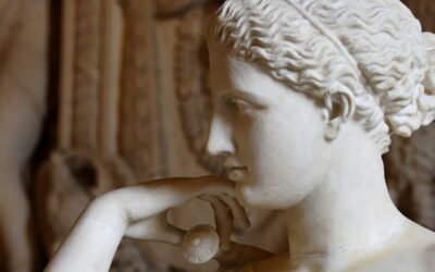 Scacco all’Arte /  L’umana divinità di Prassìtele
